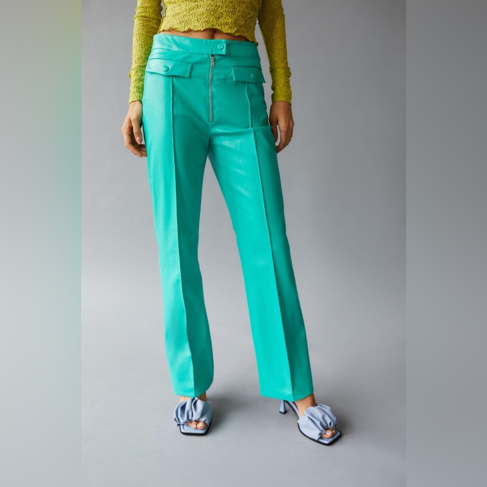 Urban Outfitters Hosbjerg Emile Patent Pant,NWT, size Large, turquoise color